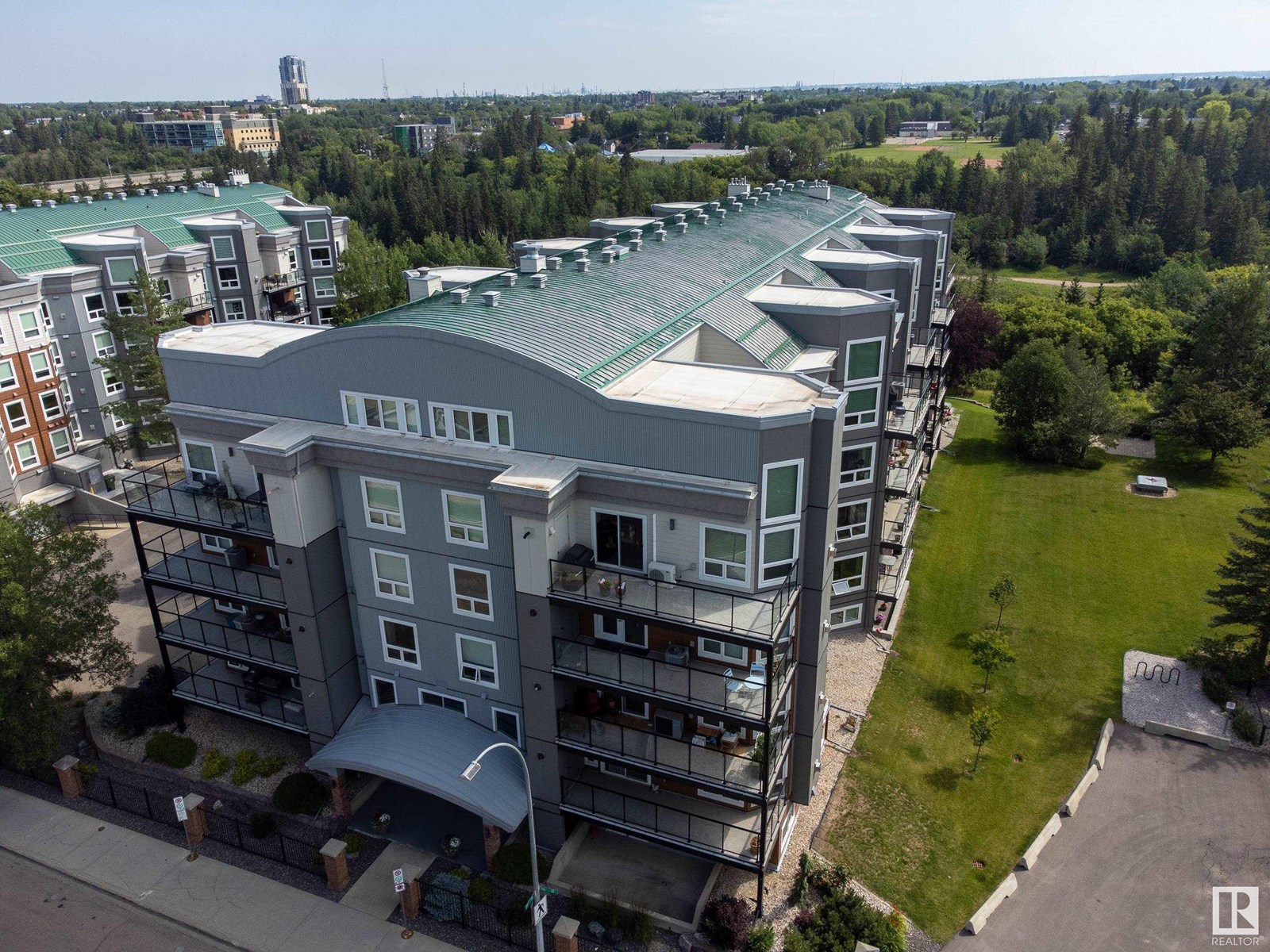 Photo 9 of 408 7905 96 St Nw, Edmonton AB