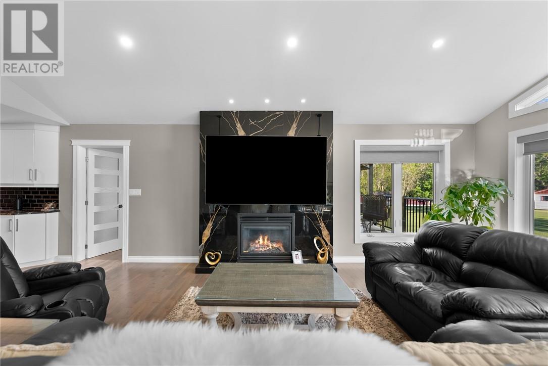 30 CARON ROAD - 21