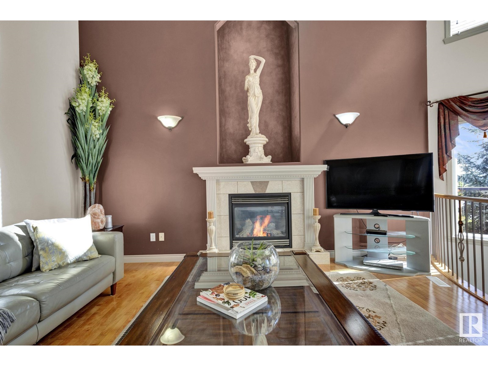 Photo 15 of 7445 162 Av Nw, Edmonton AB