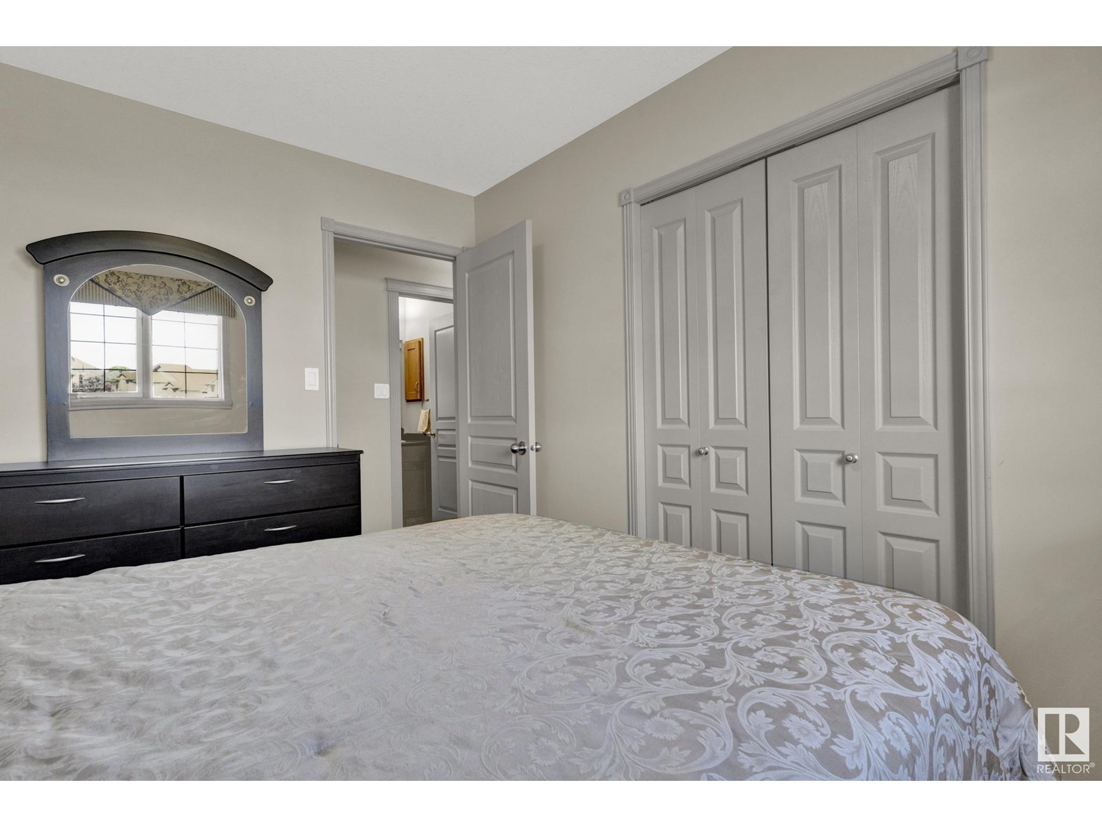 Photo 1 of 7445 162 Av Nw, Edmonton AB
