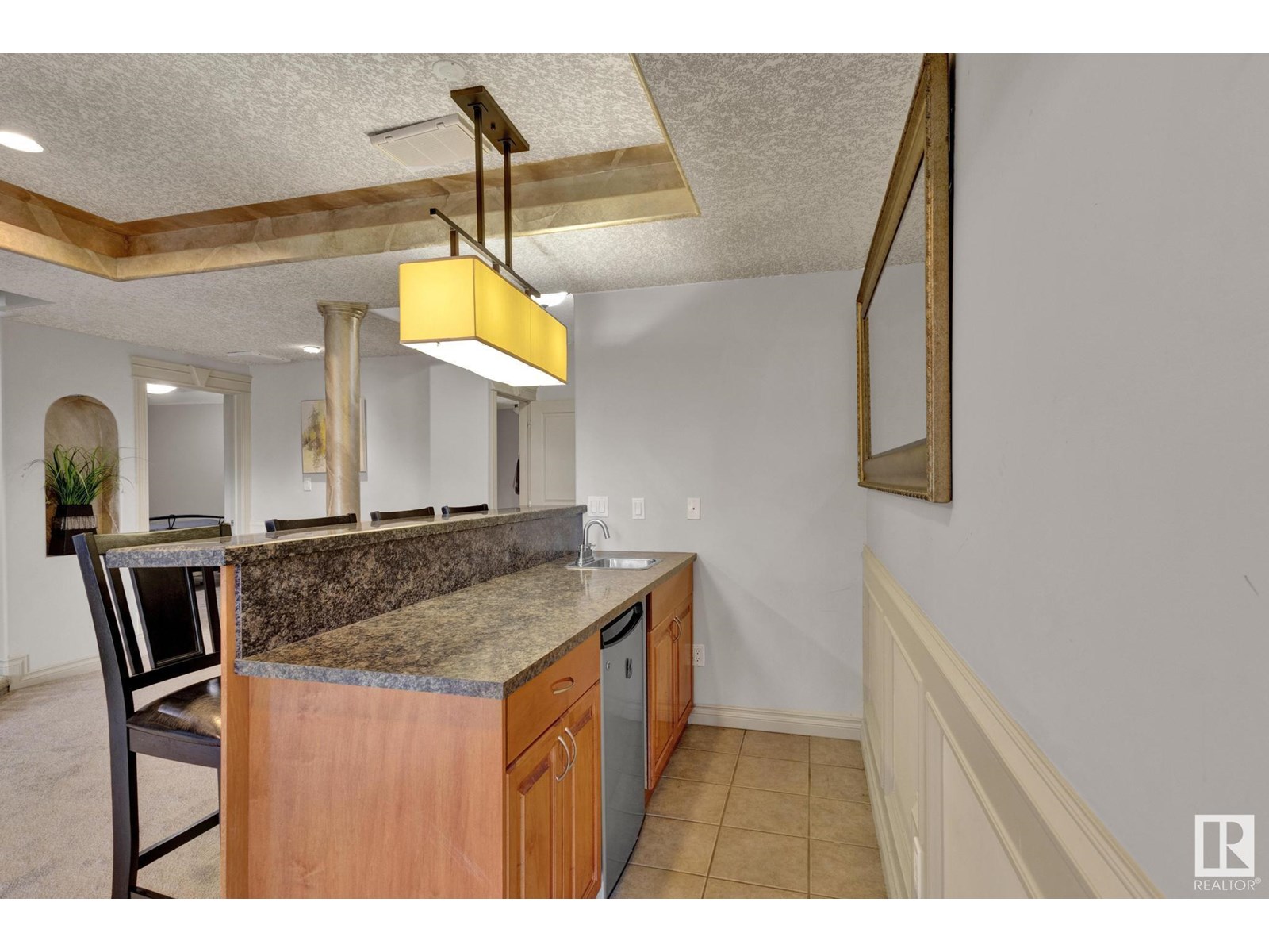 Photo 13 of 7445 162 Av Nw, Edmonton AB