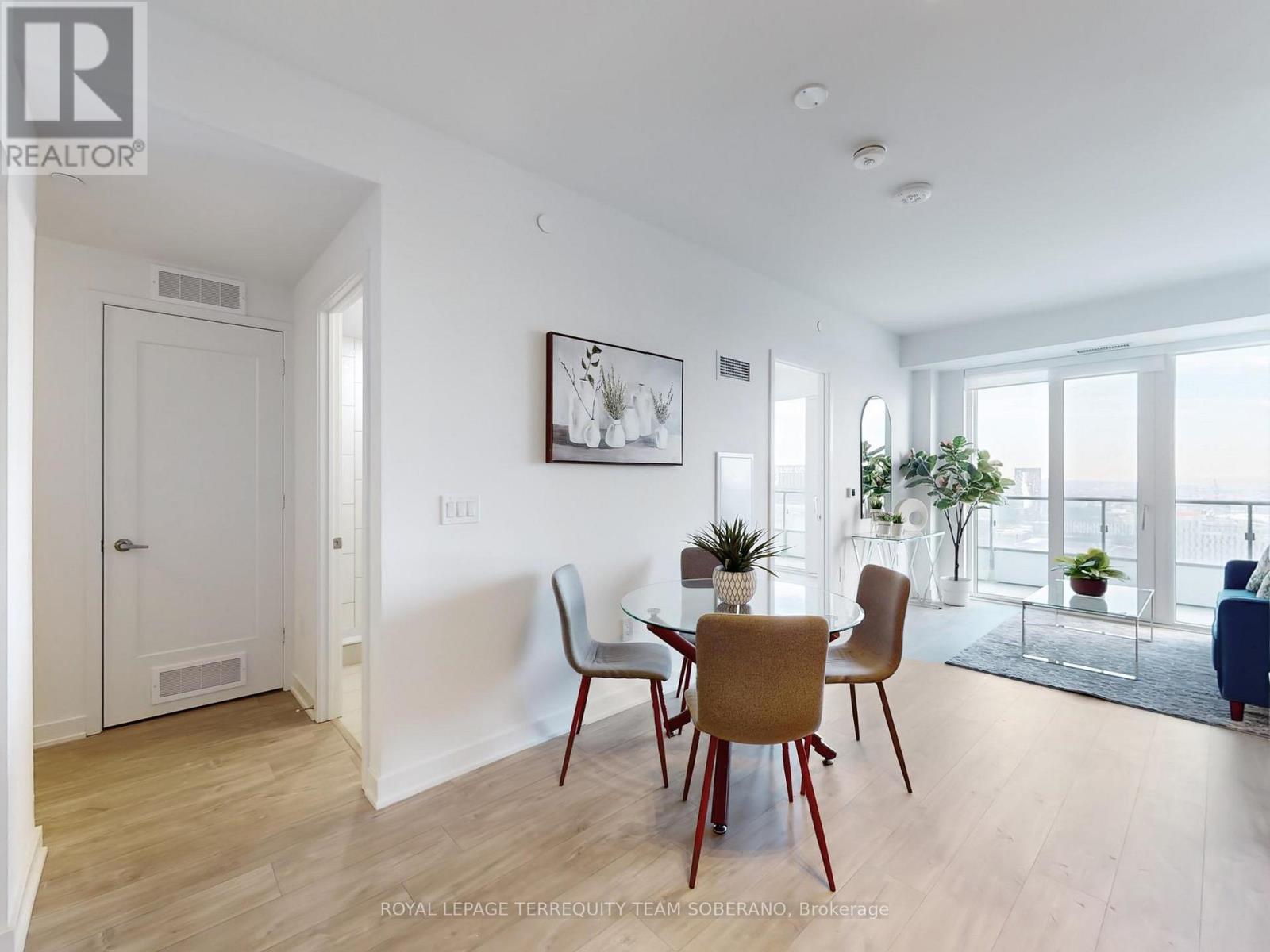 Photo 1 of 2605 70 Princess Street, Toronto ON
