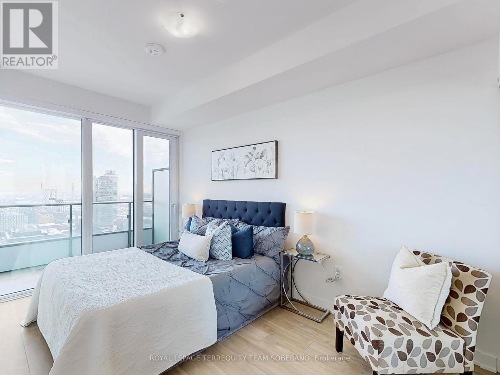 Photo 8 of 2605 70 Princess Street, Toronto ON