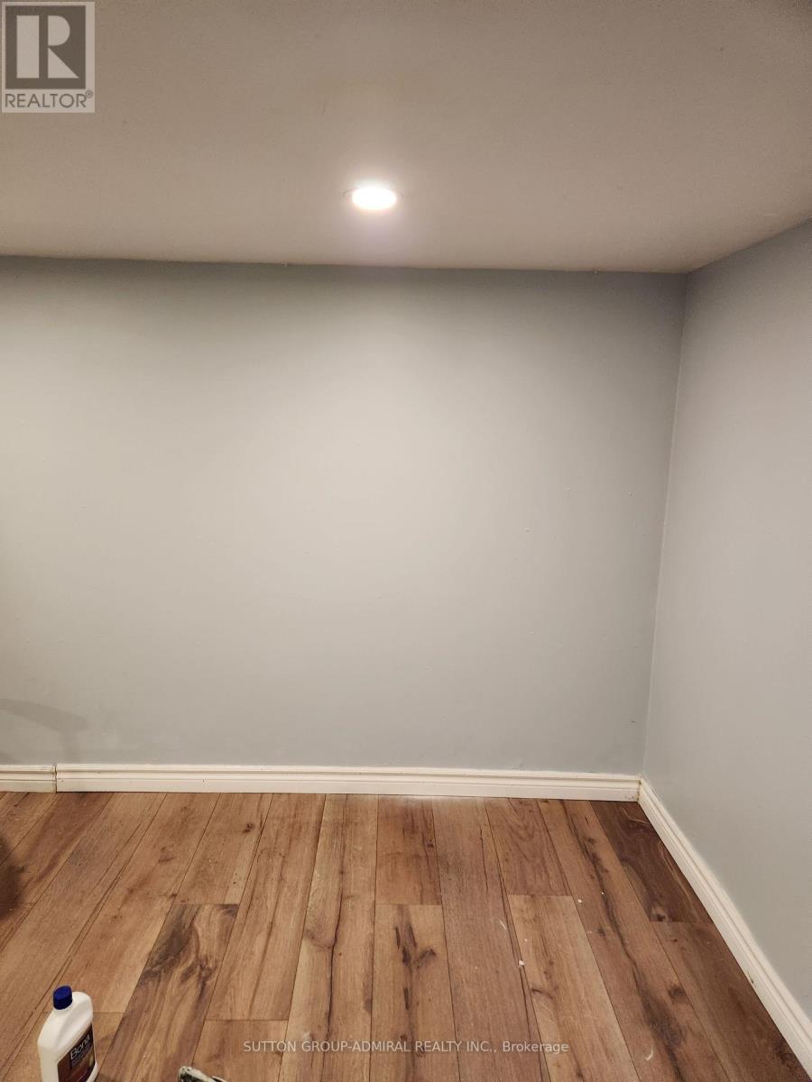 Photo 6 of 809 Portsmouth Avenue, Kingston ON