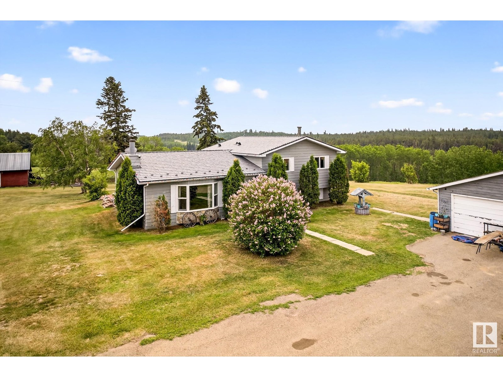 Photo 1 of 15069 Township Road 591, Rural Smoky Lake County AB