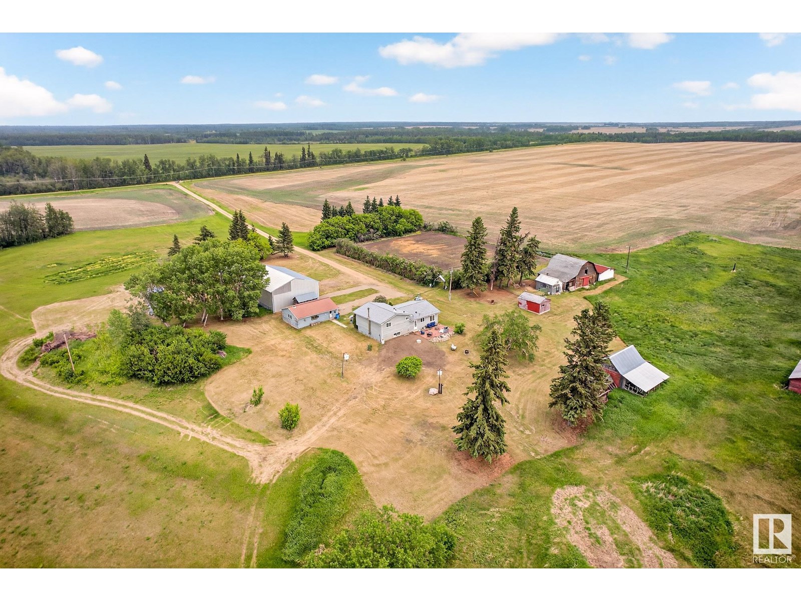 Photo 7 of 15069 Township Road 591, Rural Smoky Lake County AB
