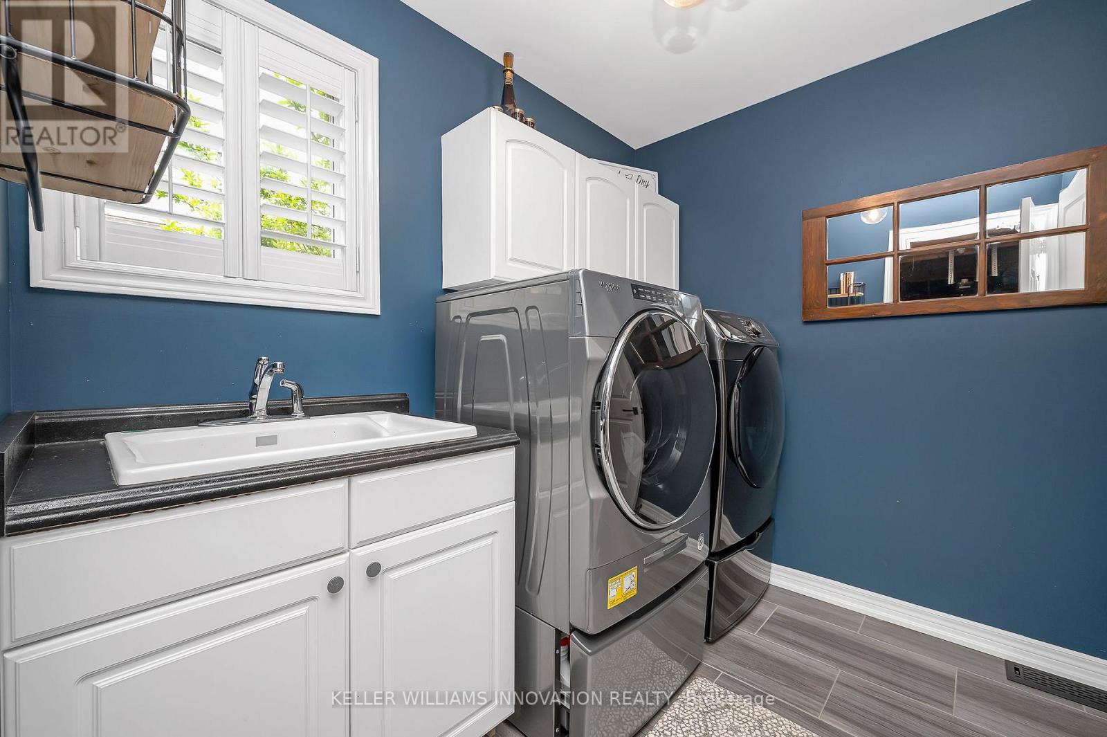 Photo 21 of 2037 Waterbridge Drive, Burlington ON