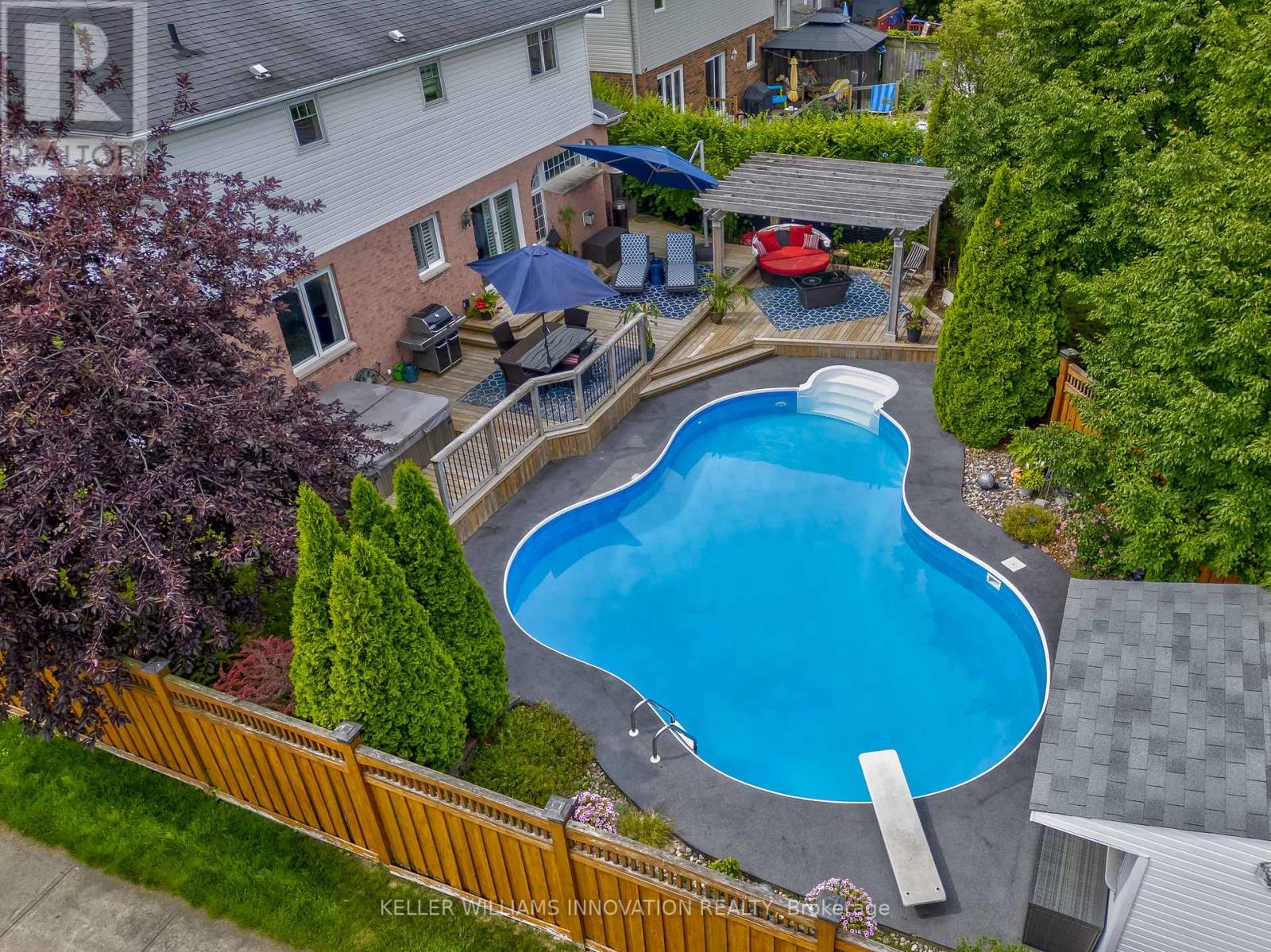 Photo 2 of 2037 Waterbridge Drive, Burlington ON