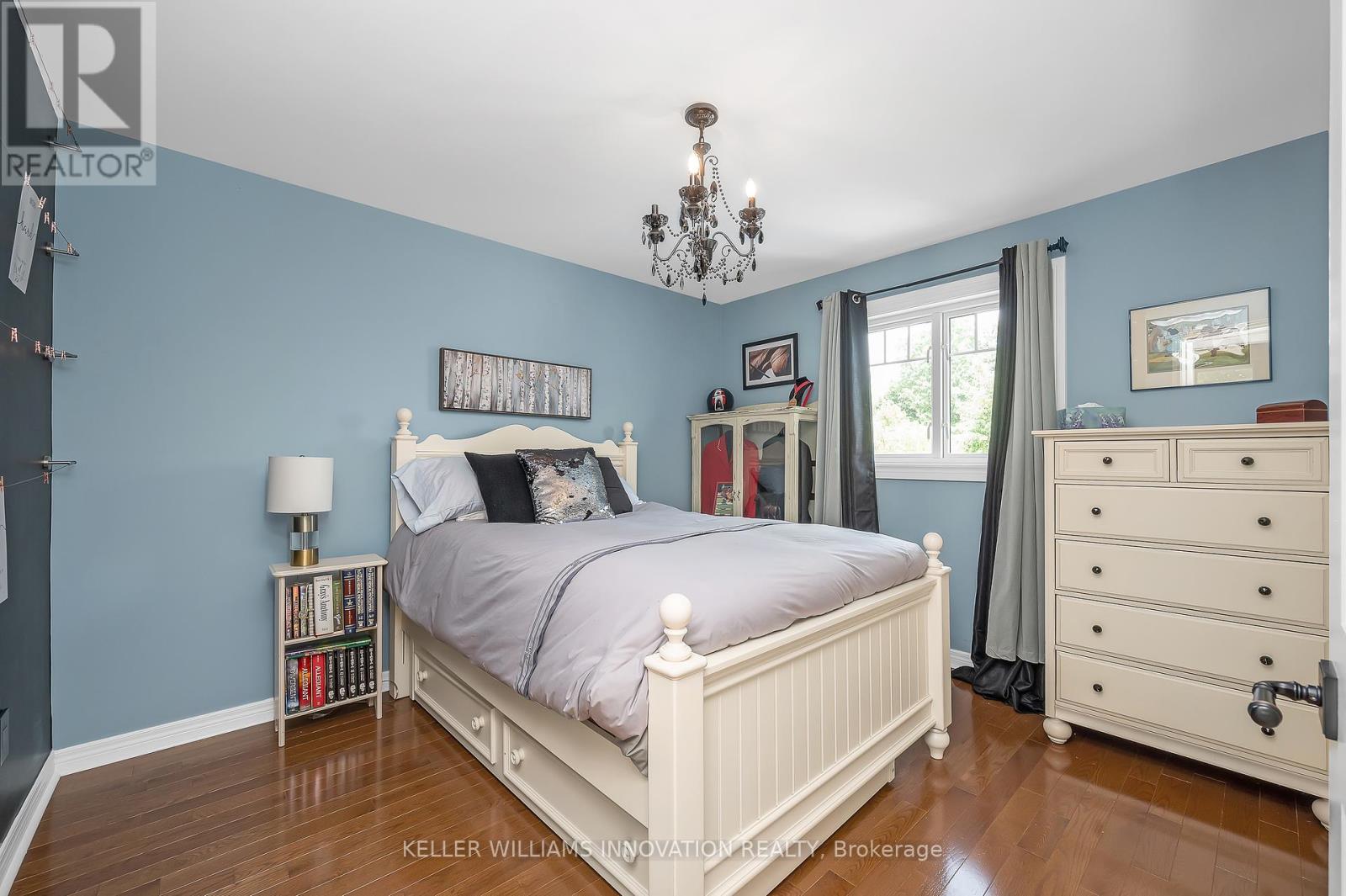 Photo 29 of 2037 Waterbridge Drive, Burlington ON