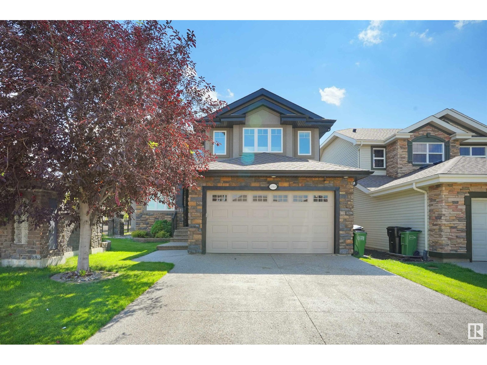 Photo 20 of 20503 58 Av Nw, Edmonton AB