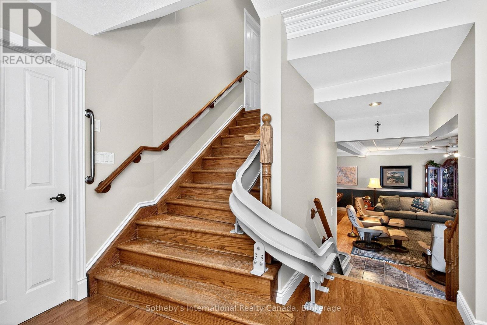 Photo 36 of 435 Mundys Bay Road, Midland ON