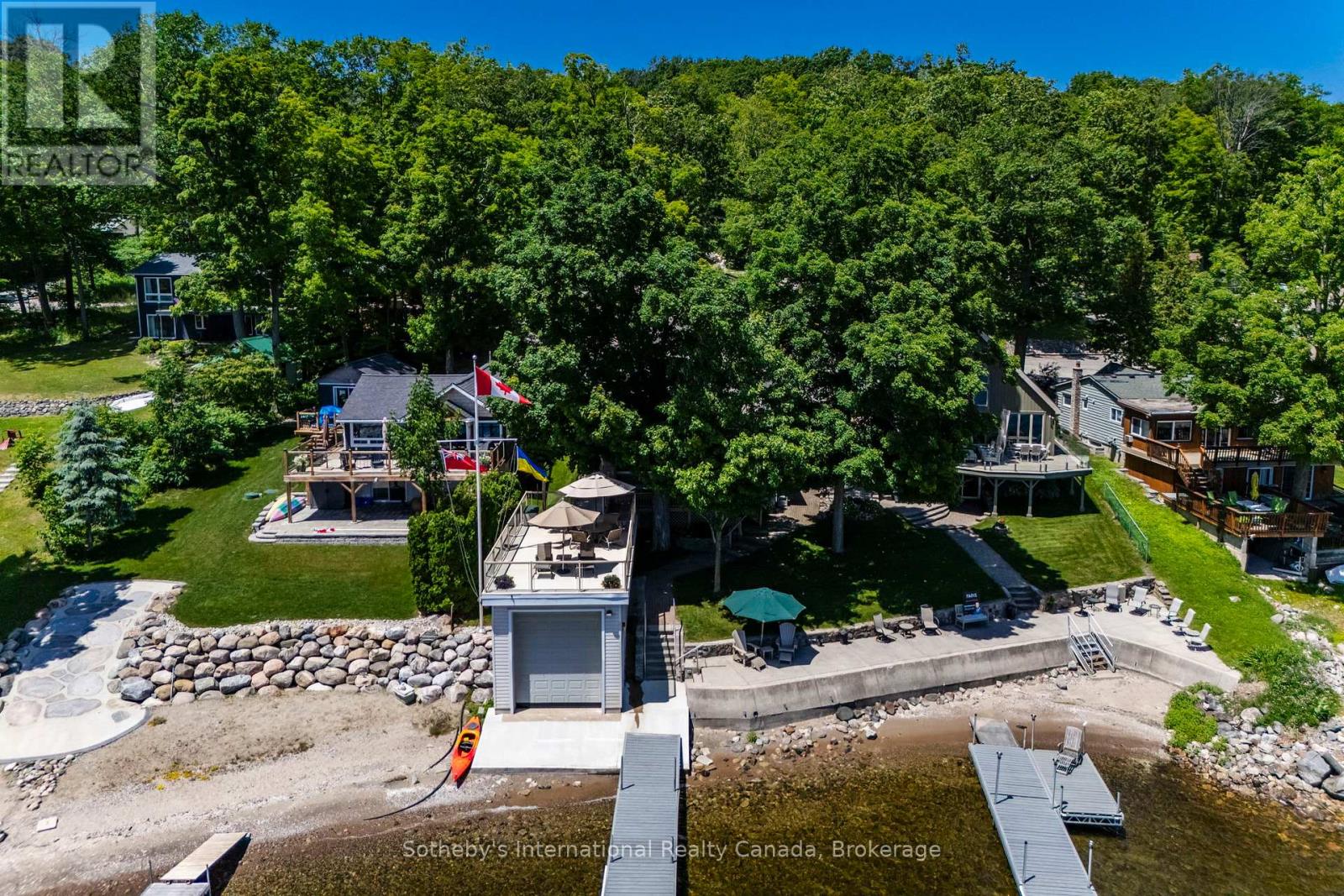 Photo 2 of 435 Mundys Bay Road, Midland ON