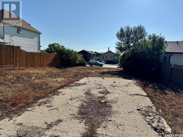 Vacant Land for Sale in  th AVENUE NW Swift Current 