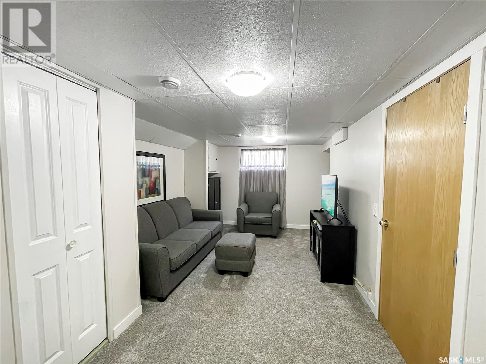 Single Family House Bungalow for Sale in  th AVENUE Regina 