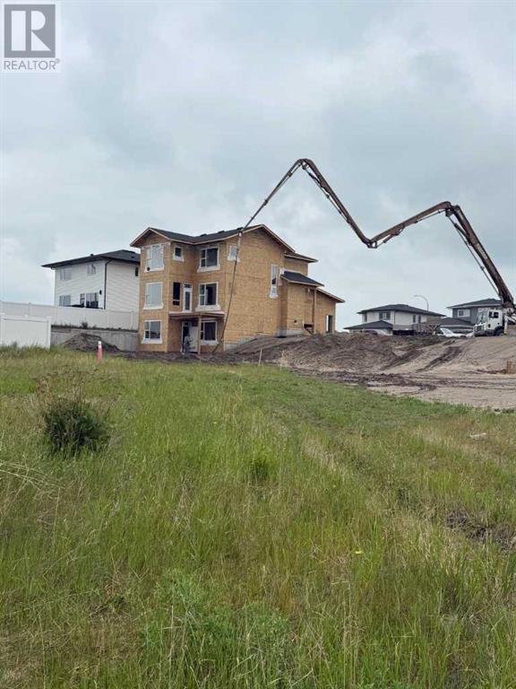 Photo 5 of 62 Vista Close, Blackfalds AB