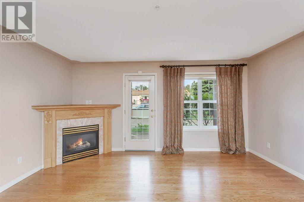 Photo 3 of 102 3501 49 Avenue, Red Deer AB