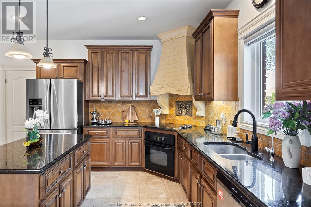 Photo 19 of 1042 Huntington Boulevard, Lakeshore ON