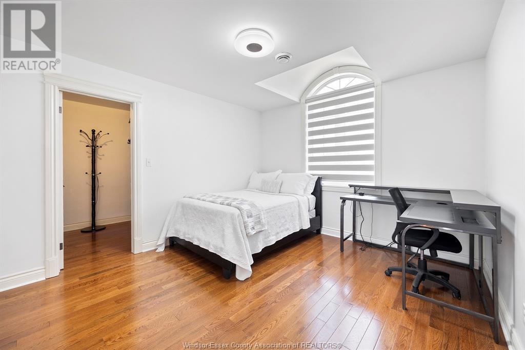 Photo 34 of 1042 Huntington Boulevard, Lakeshore ON