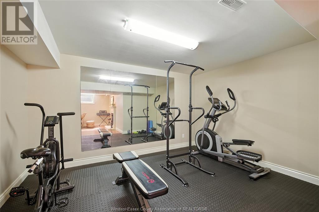 Photo 16 of 1042 Huntington Boulevard, Lakeshore ON