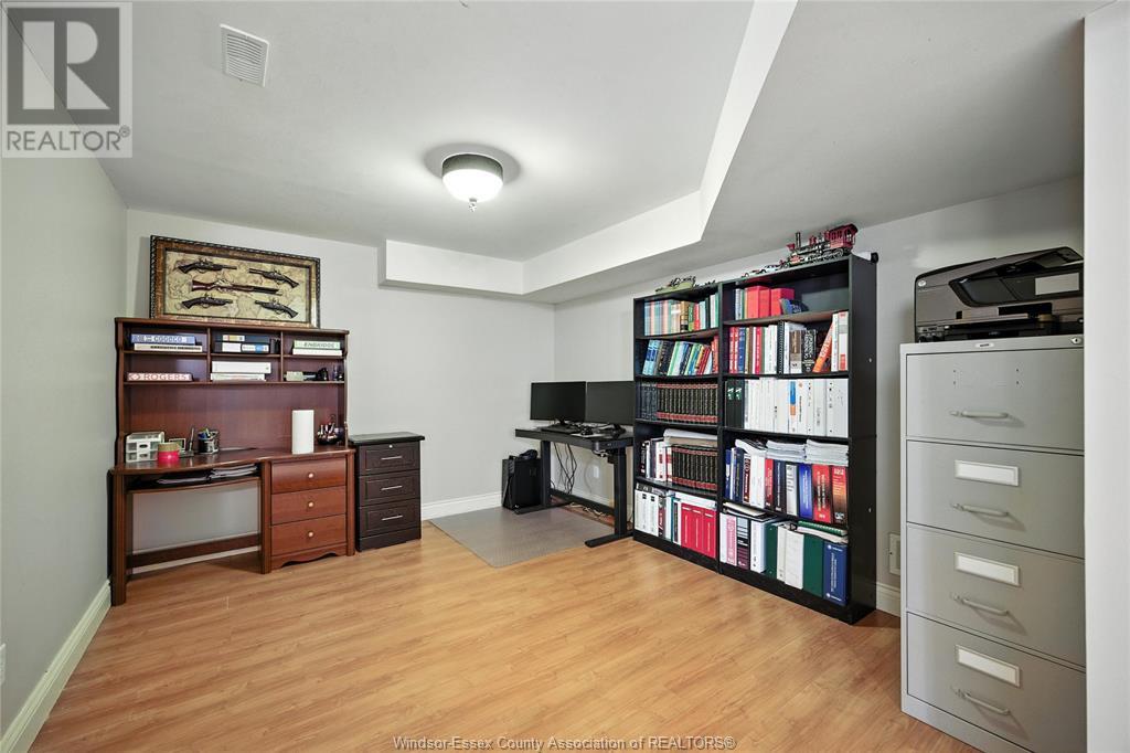 Photo 7 of 1042 Huntington Boulevard, Lakeshore ON