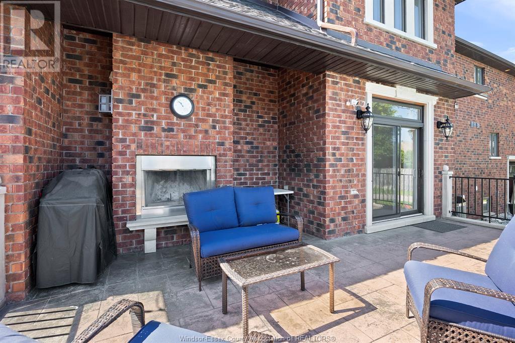 Photo 11 of 1042 Huntington Boulevard, Lakeshore ON
