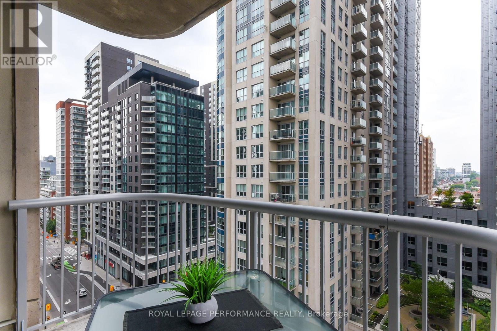 Photo 22 of 1107 234 Rideau Street, Ottawa ON