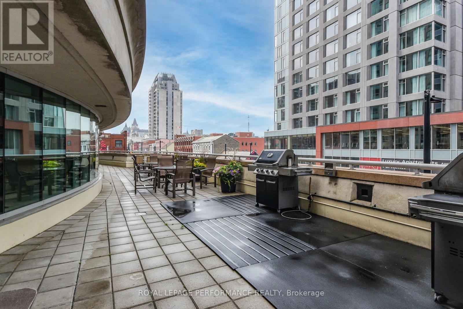 Photo 13 of 1107 234 Rideau Street, Ottawa ON