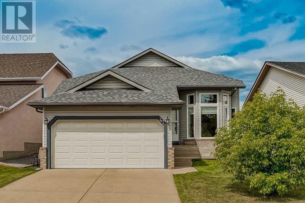 Single Family House 3 Level for Sale in  Harvest Glen Rise NE Harvest Hills Calgary 