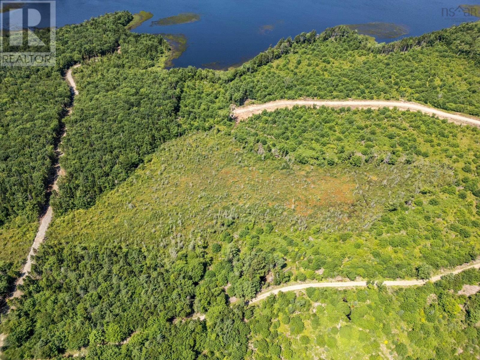 Property 11 of 14 of 92 Sunshine Drive