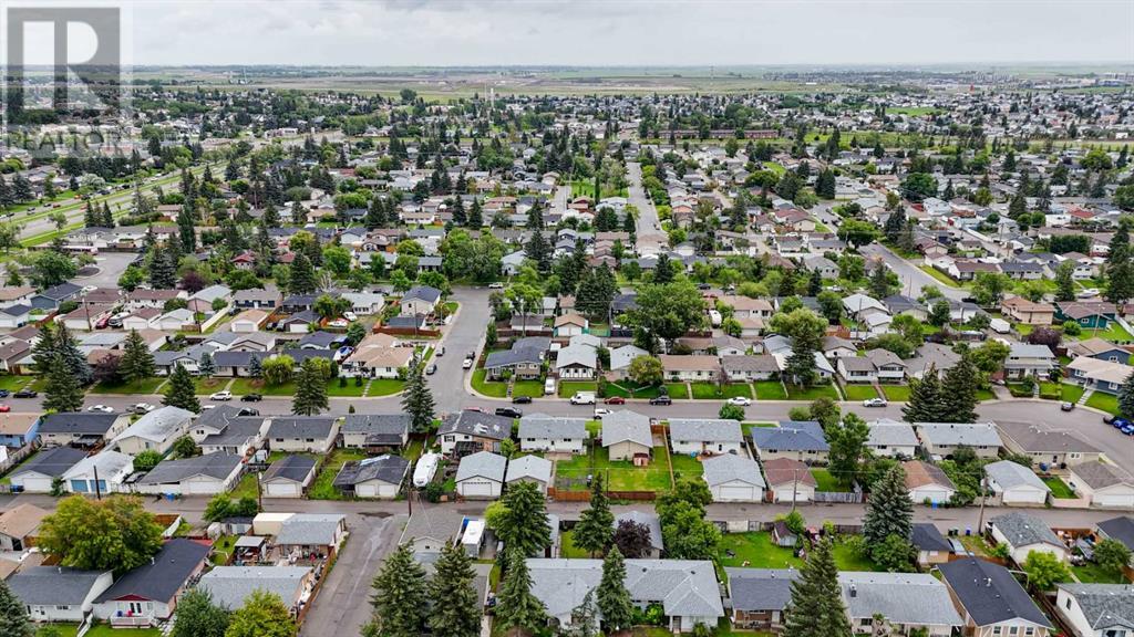 Single Family House Bungalow for Sale in  Pensville Road SE Penbrooke Meadows Calgary 