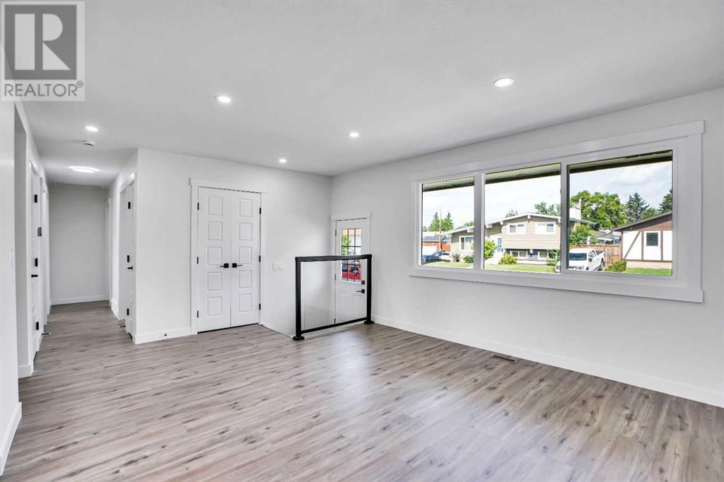 Single Family House Bungalow for Sale in  Pensville Road SE Penbrooke Meadows Calgary 
