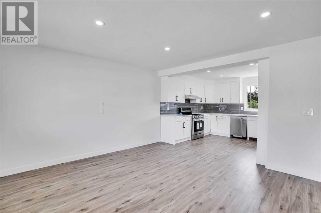 Single Family House Bungalow for Sale in  Pensville Road SE Penbrooke Meadows Calgary 