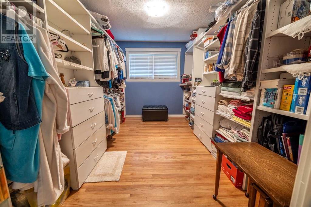 Single Family House Bungalow for Sale in   Street SE Ogden Calgary 