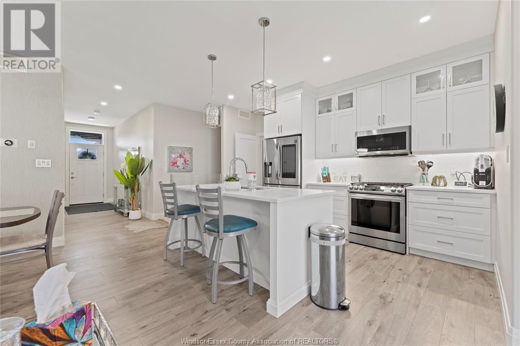 Photo 7 of 2327 Clearwater Avenue, Windsor ON