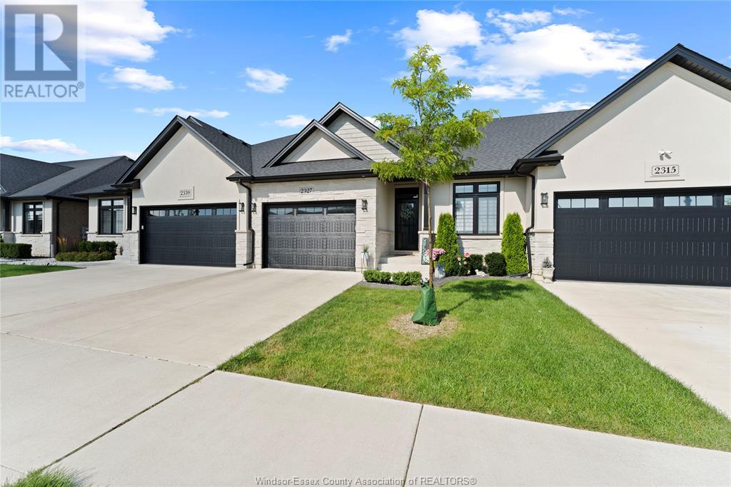 Photo 4 of 2327 Clearwater Avenue, Windsor ON