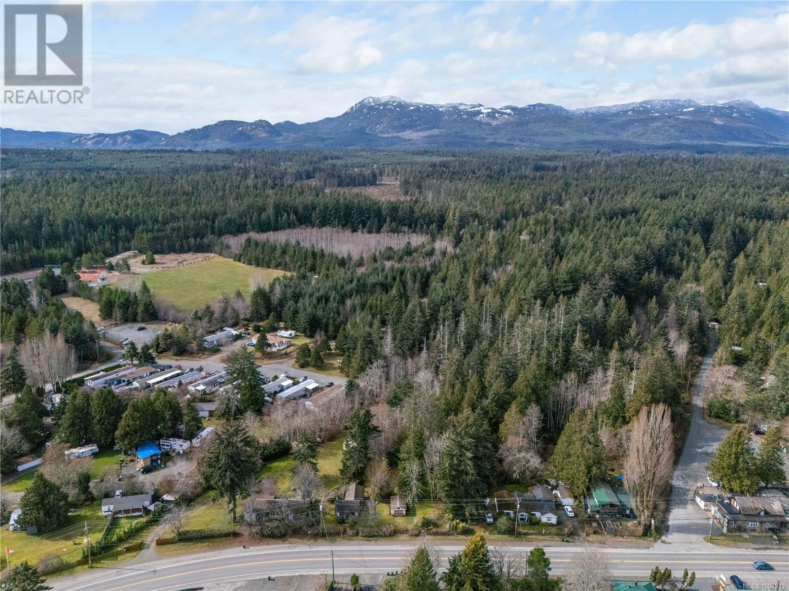 Photo 28 of 6100 Island Hwy W, Qualicum Beach BC