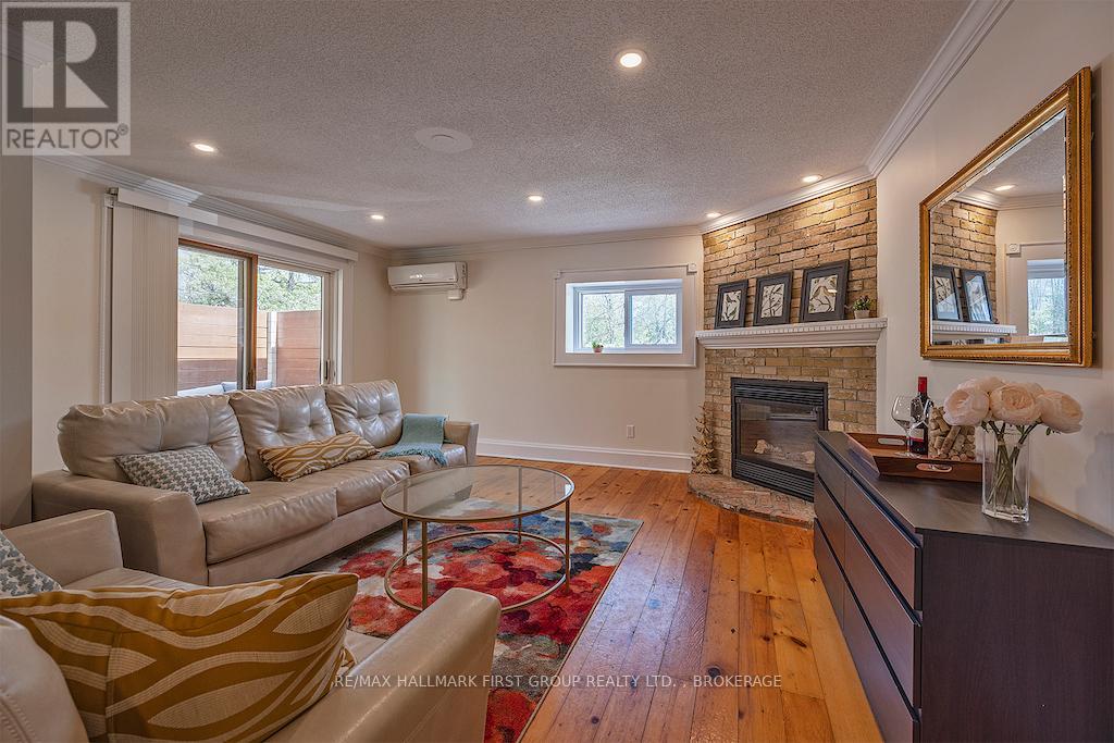 Photo 15 of 4630 Highway 2 Highway, Loyalist ON