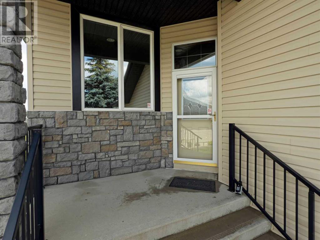 Single Family House Bungalow for Sale in  Kincora Terrace NW Kincora Calgary 
