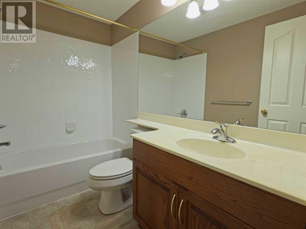 Single Family House Bungalow for Sale in  Kincora Terrace NW Kincora Calgary 