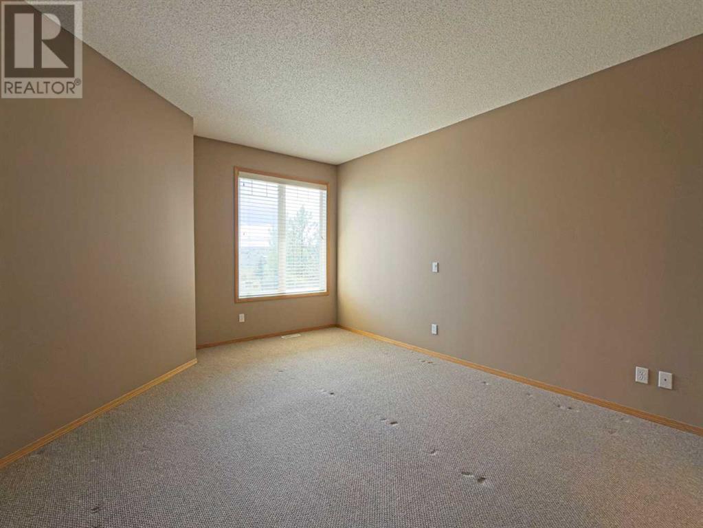 Single Family House Bungalow for Sale in  Kincora Terrace NW Kincora Calgary 