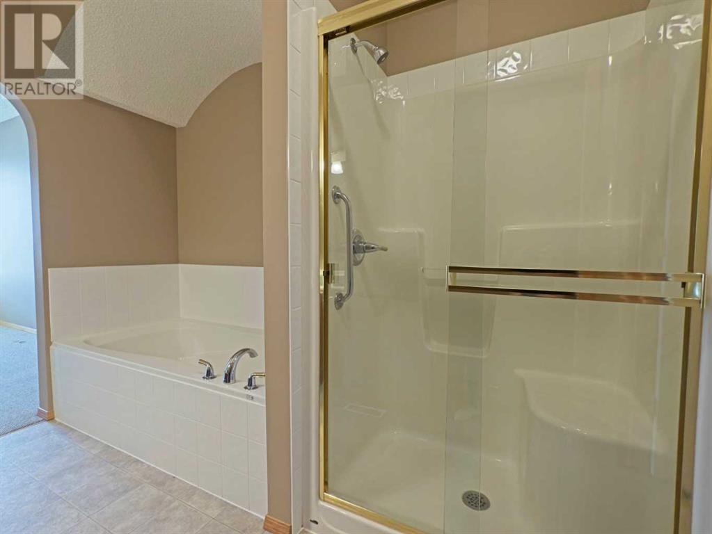 Single Family House Bungalow for Sale in  Kincora Terrace NW Kincora Calgary 