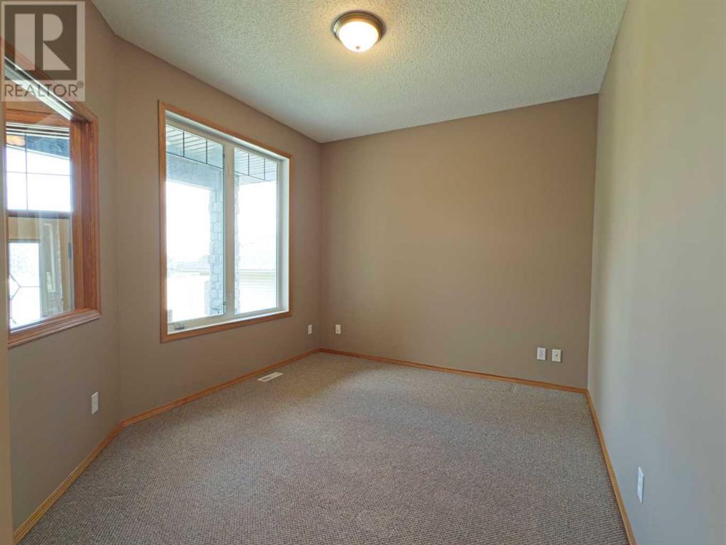 Single Family House Bungalow for Sale in  Kincora Terrace NW Kincora Calgary 