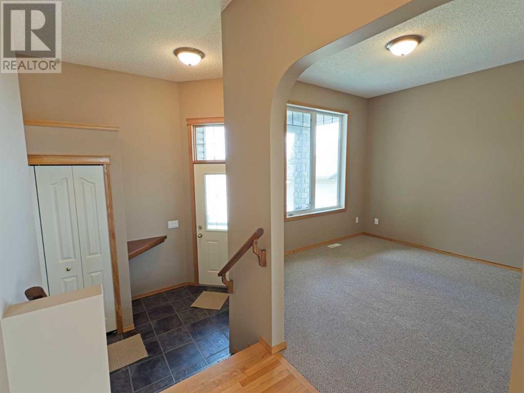 Single Family House Bungalow for Sale in  Kincora Terrace NW Kincora Calgary 