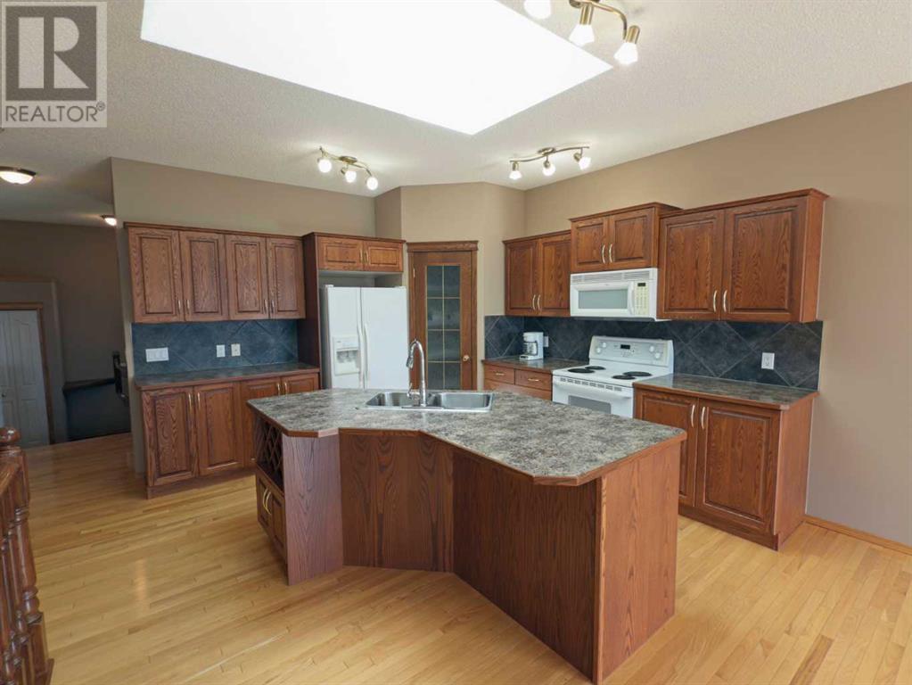 Single Family House Bungalow for Sale in  Kincora Terrace NW Kincora Calgary 