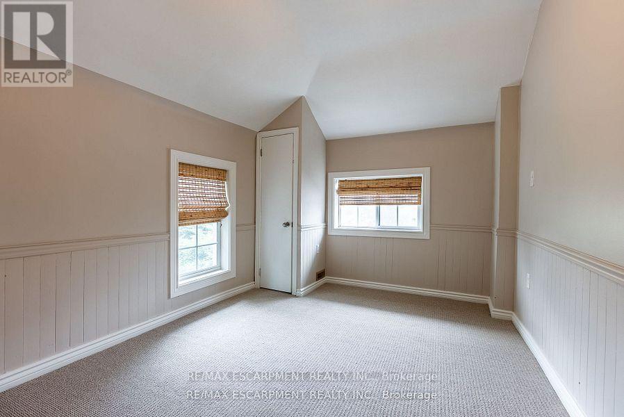 Photo 30 of 954 Beach Boulevard, Hamilton ON
