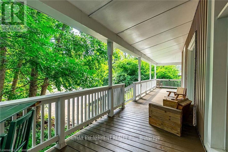 Photo 12 of 954 Beach Boulevard, Hamilton ON