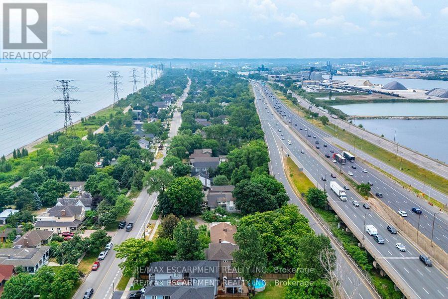 Photo 1 of 954 Beach Boulevard, Hamilton ON