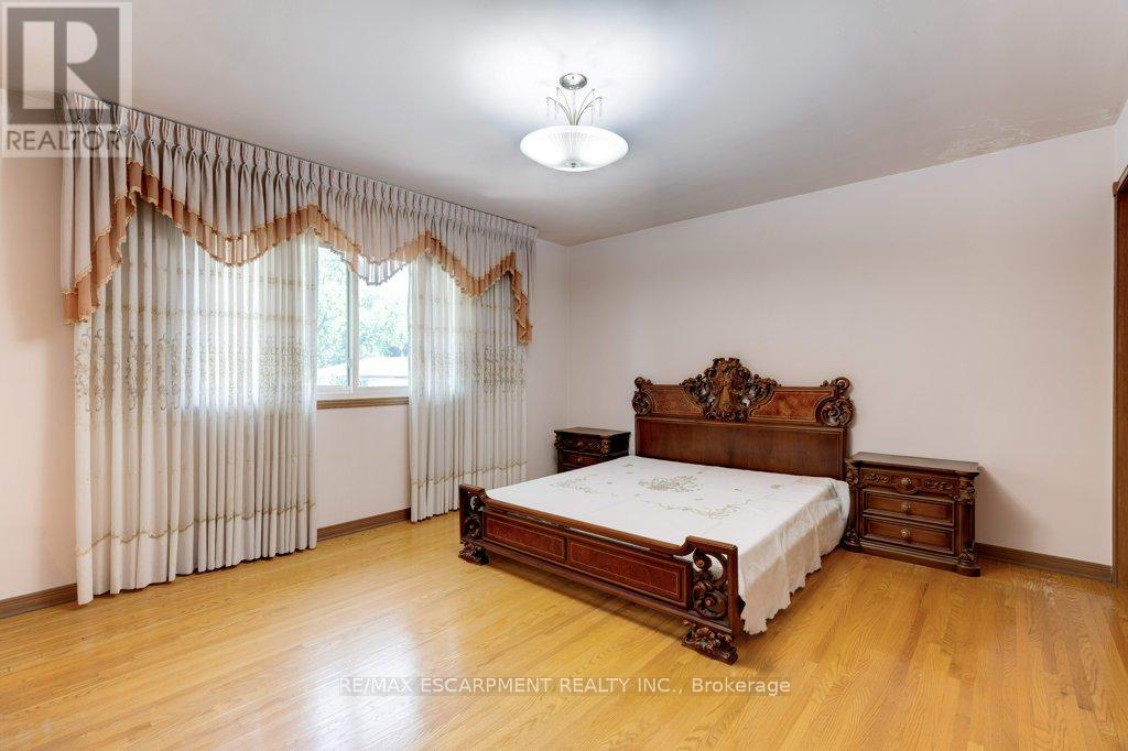 Photo 2 of 56 Gray Road, Hamilton ON