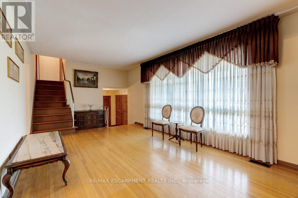 Photo 44 of 56 Gray Road, Hamilton ON