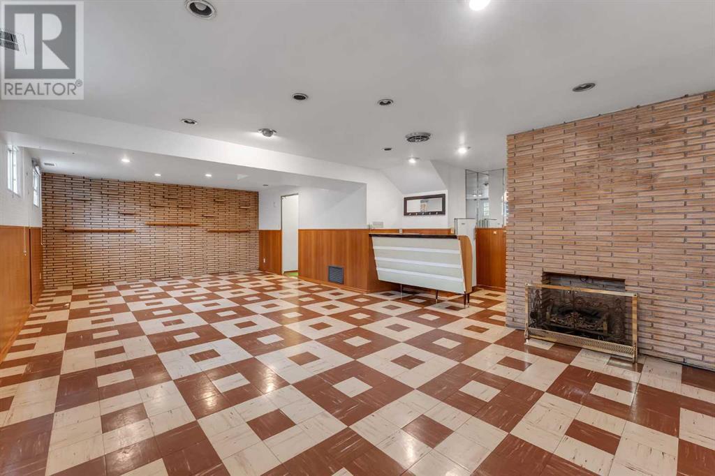 Single Family House 4 Level for Sale in   Avenue SW Rutland Park Calgary 